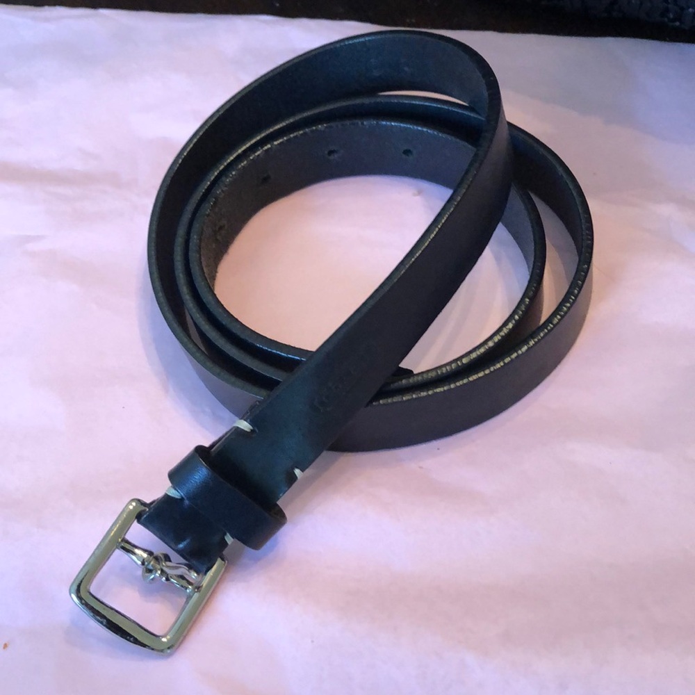 Coach Classic Vintage Leather belt shiny silver tone brass buckle